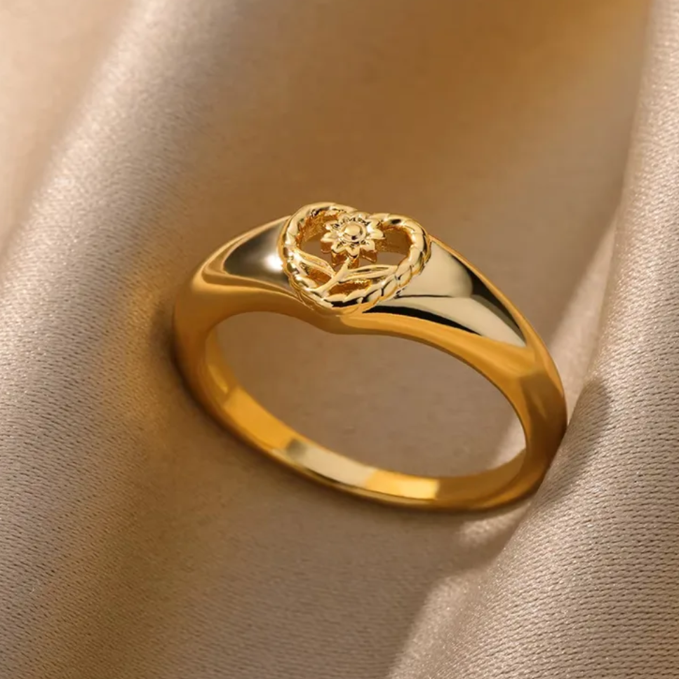 feat_ikmg Golden Floral Heart Statement Ring - Image 1
